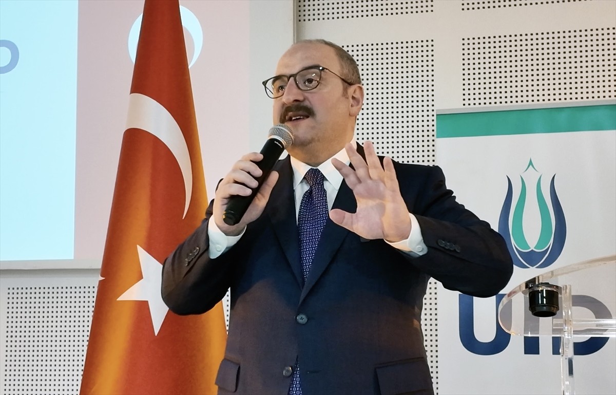 TBMM Sanayi, Ticaret, Enerji, Tabii Kaynaklar, Bilgi ve Teknoloji Komisyonu Başkanı ve AK Parti...