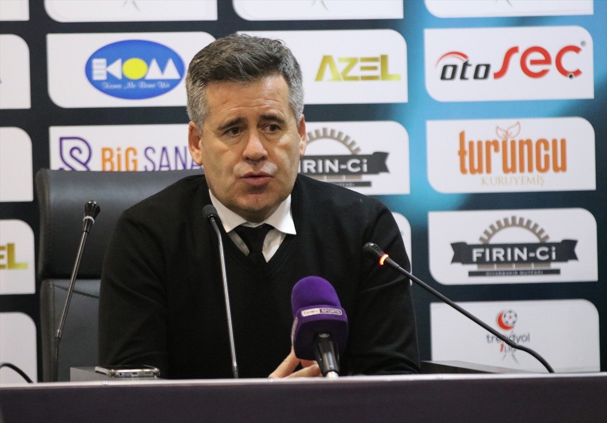 Trendyol 1. Lig'in 28. haftasında Gençlerbirliği'yle sahasında 1-1 berabere kalan Amed Sportif...