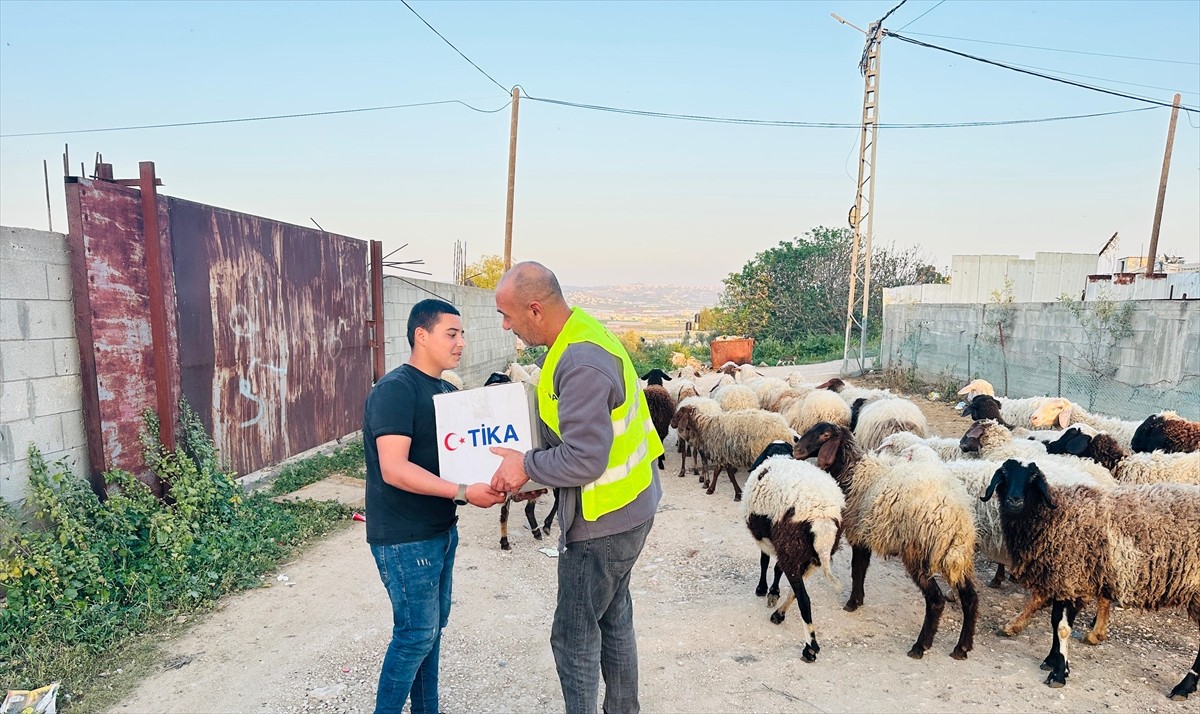 Türk İşbirliği ve Koordinasyon Ajansı Başkanlığı (TİKA) ramazan programı kapsamında, Filistin'de...