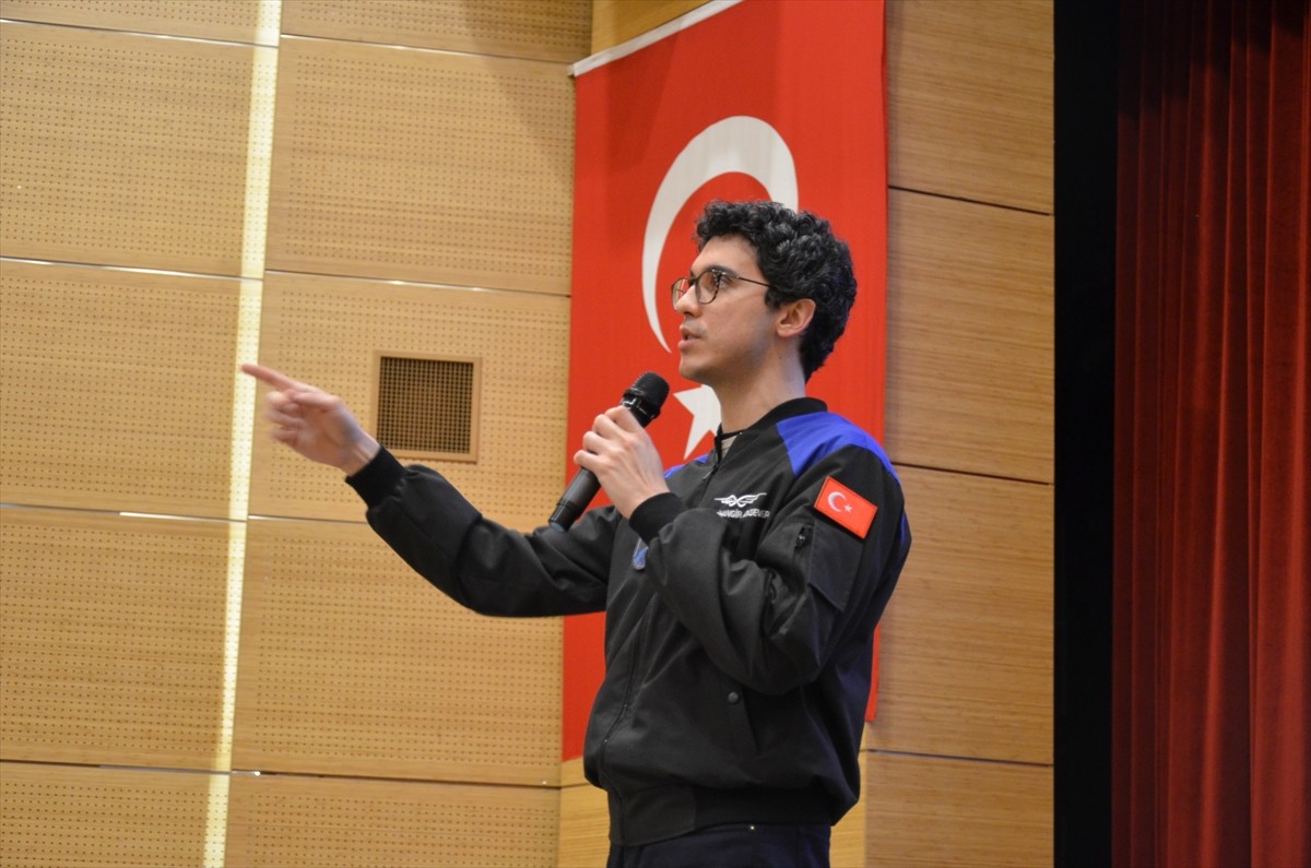 Türkiye’nin ikinci astronotu Tuva Cihangir Atasever, Sinop’ta, İl Milli Eğitim Müdürlüğünce Sinop...