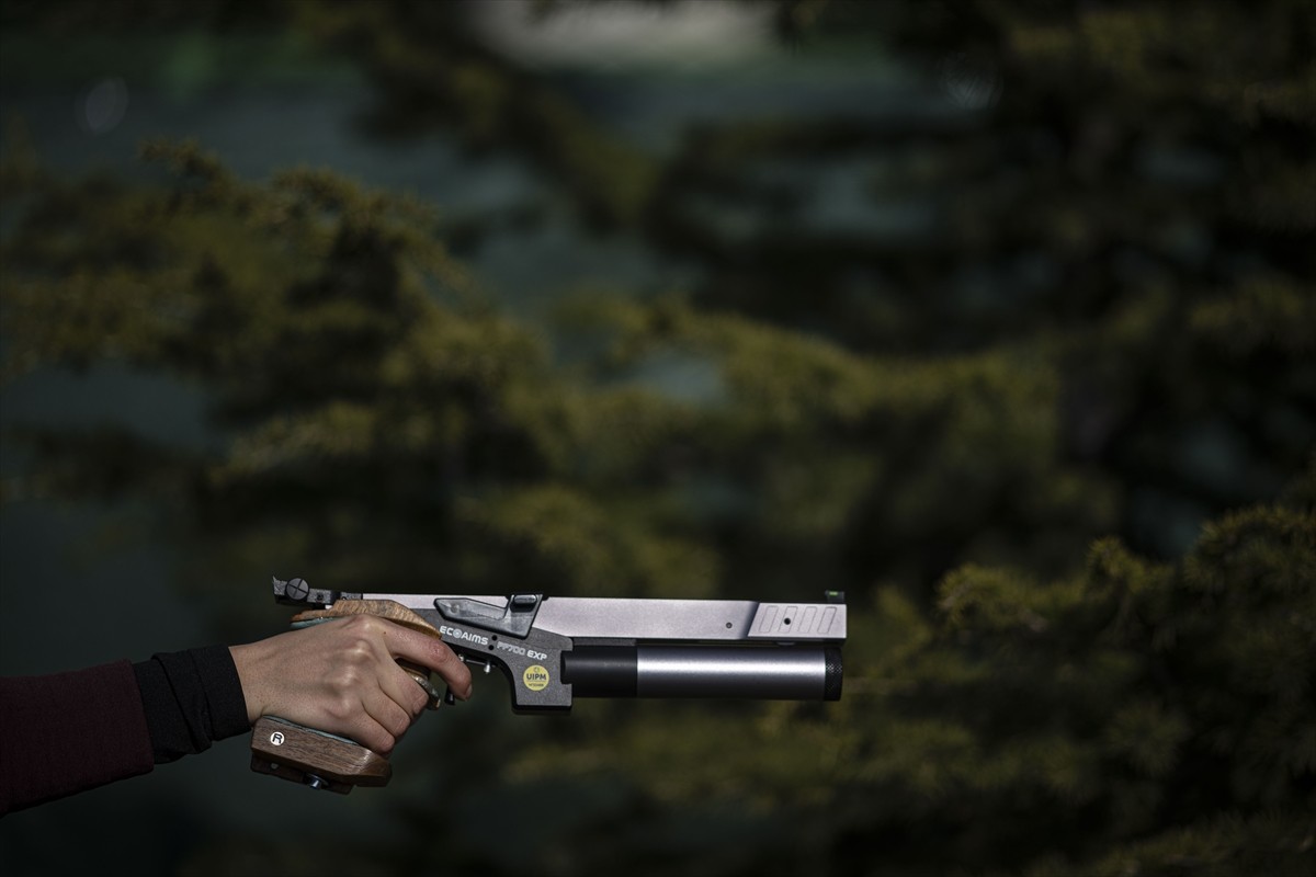 Türkiye’yi olimpiyatlarda temsil eden ilk milli pentatlet İlke Özyüksel, kadınların her alanda...