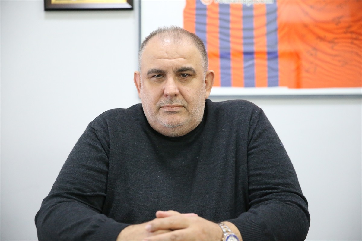 Ziraat Türkiye Kupası'nda çeyrek finale kalan İskenderunspor, Nesine 2. Lig Beyaz Grup'taki son 6...