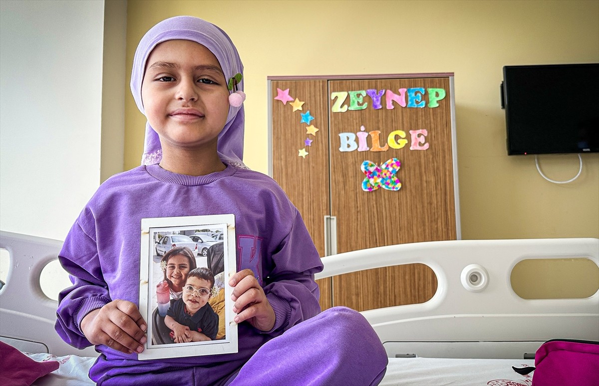 Adana'da 7 yaşındaki talasemi majör hastası Zeynep Bilge Uslu, kendisine umut olması için dünyaya...