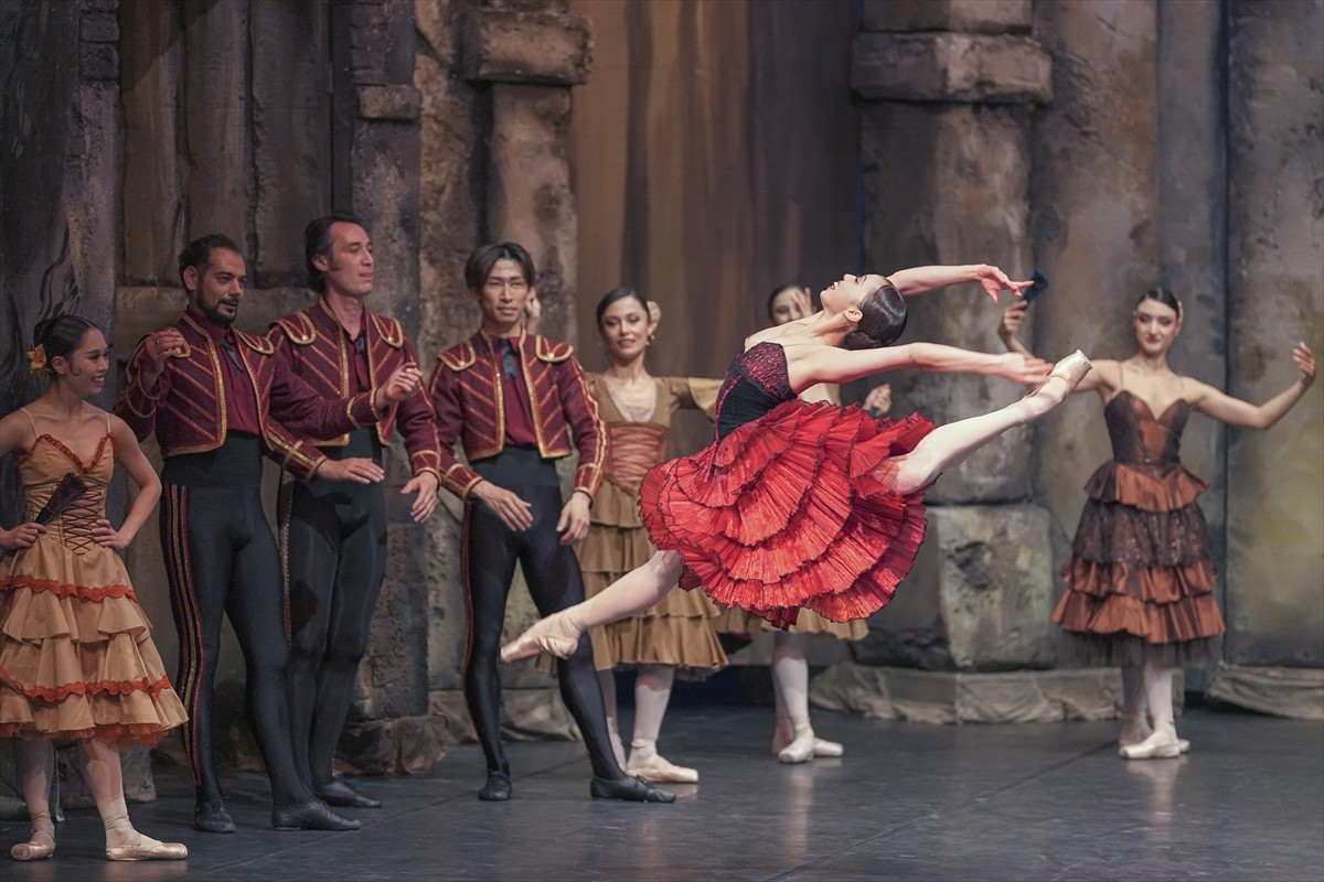 Antalya Devlet Opera ve Balesi (DOB), Haşim İşcan Kültür Merkezi Opera Sahnesi'nde, Miguel de...