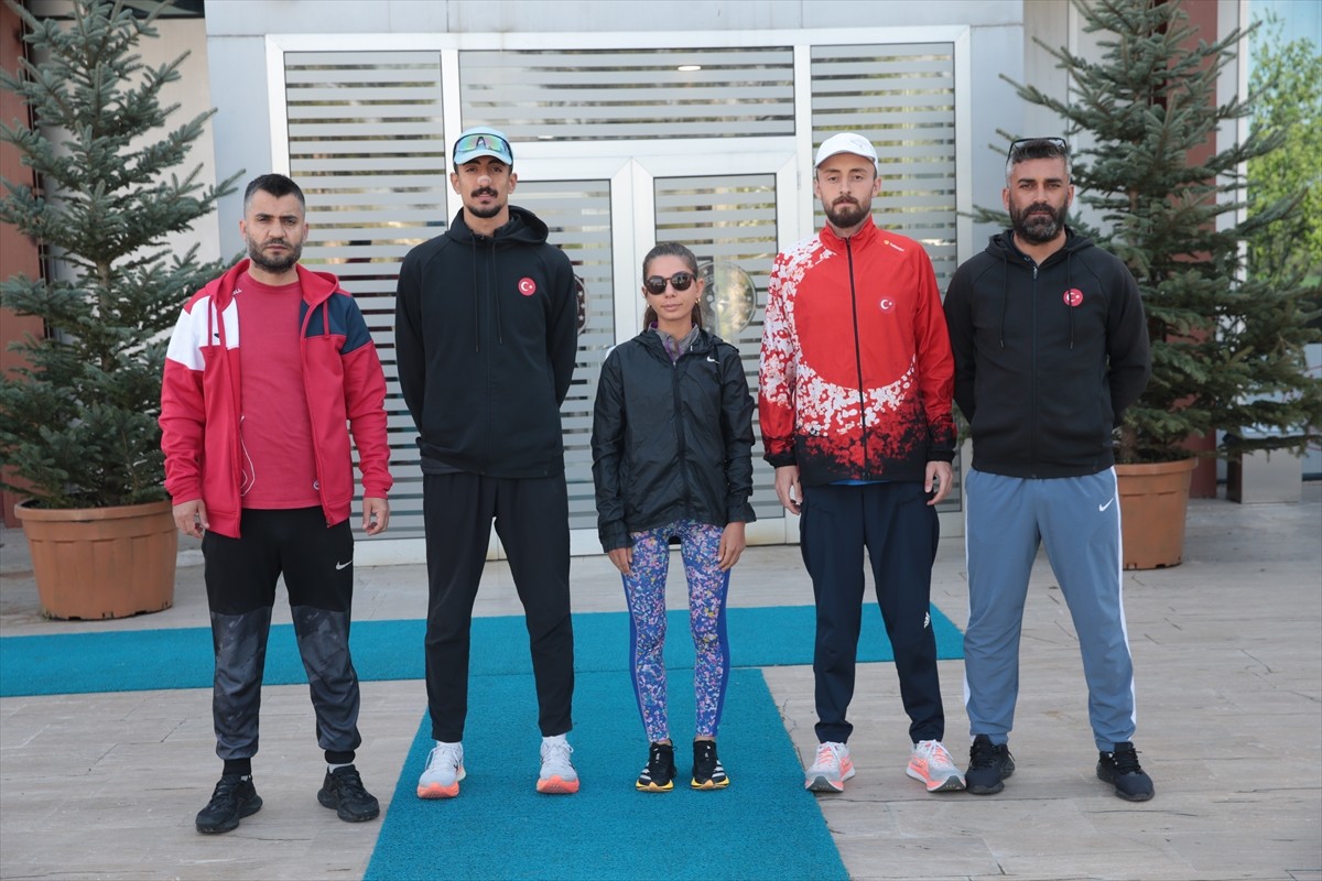 Avrupa Yürüyüş Takımlar Şampiyonası'na hazırlanan milli atletler, Bolu'da kampa girdi.
