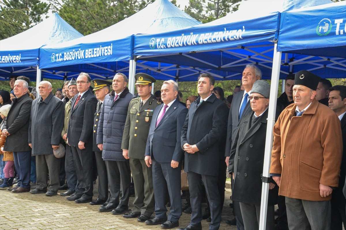 Bilecik'in Bozüyük ilçesinde, İkinci İnönü Zaferi'nin 104'üncü yıl dönümü dolayısıyla...