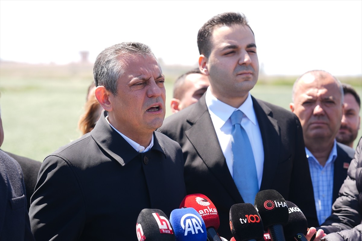 CHP Gençlik Kolları Genel Başkanı Cem Aydın'ın, sosyal medya hesabından İstanbul Cumhuriyet...