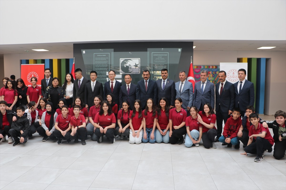 Çin'in Ankara Büyükelçisi Ciang Şüebin, Kahramanmaraş'ta 23 Nisan Ulusal Egemenlik ve Çocuk...