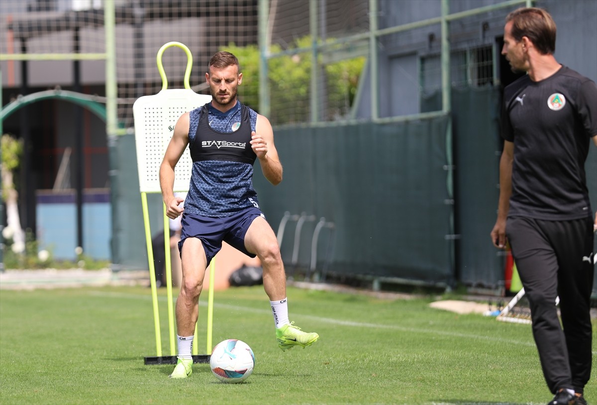 Corendon Alanyaspor, Trendyol Süper Lig'in 34. haftasında 3 Mayıs Cumartesi günü sahasında...