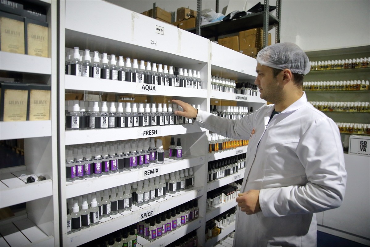 Çorum'da ailesi üç nesildir kasaplık yapan Ali İlker Tosun, "mis gibi kokacağı bir iş sahibi olma"...