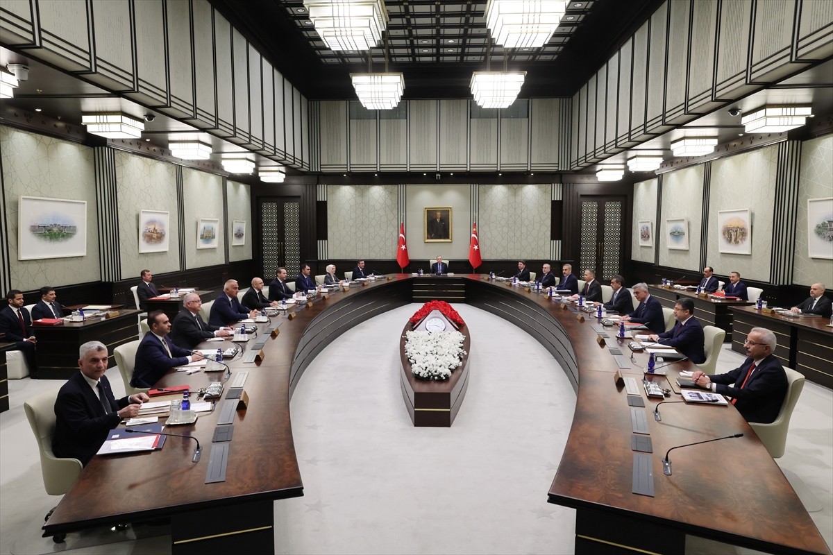 Cumhurbaşkanlığı Kabinesi, Cumhurbaşkanı Recep Tayyip Erdoğan başkanlığında Cumhurbaşkanlığı...