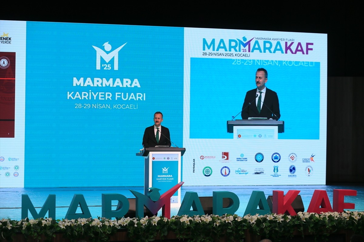 Cumhurbaşkanlığı Savunma Sanayii Başkanı Haluk Görgün, Cumhurbaşkanlığı İnsan Kaynakları Ofisi...