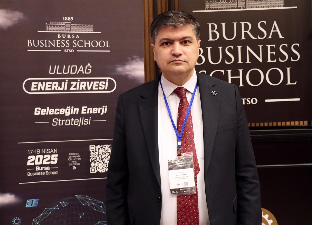 Elektrik Üretim AŞ (EÜAŞ) Strateji Geliştirme Daire Başkanı Yücel Kartal (fotoğrafta), Uludağ...