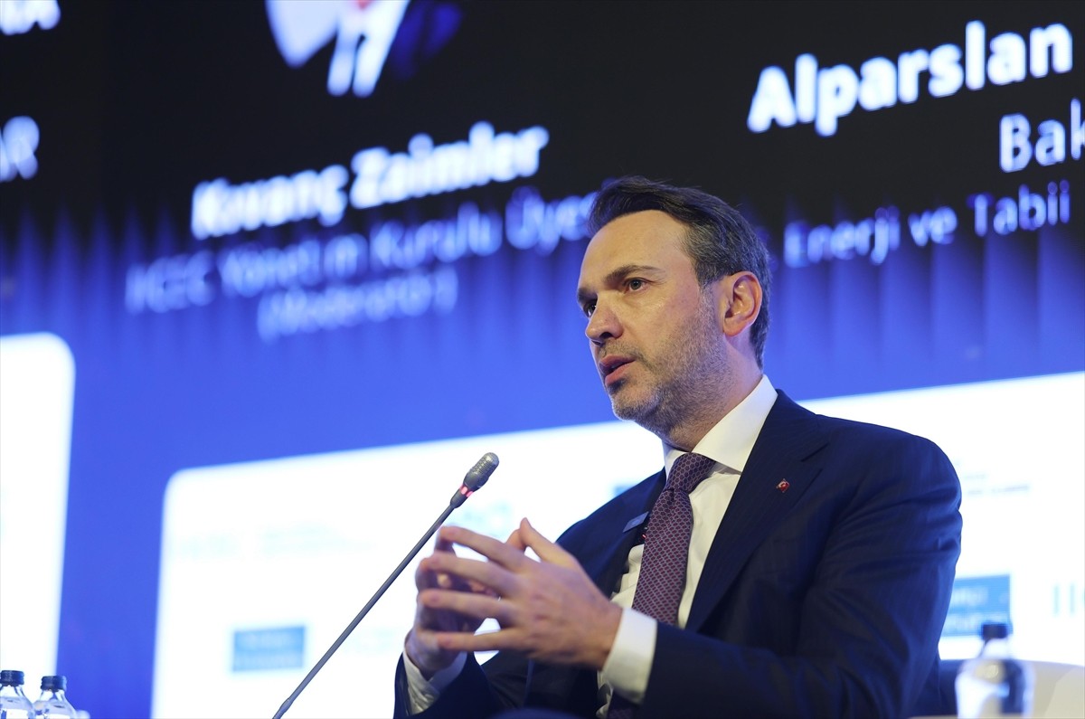 Enerji ve Tabii Kaynakları Bakanı Alparslan Bayraktar, "18. IICEC Enerji ve İklim Forumu"nda...
