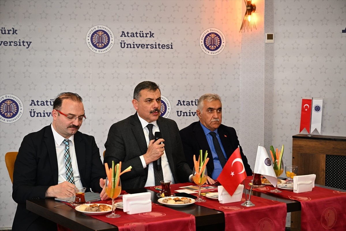 Erzurum'da, Cumhurbaşkanlığı İnsan Kaynakları Ofisi Koordinatörlüğü ve Atatürk Üniversitesinin ev...