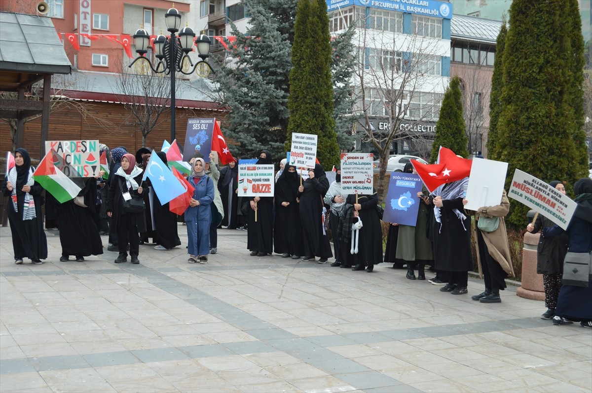 Erzurum'da hekim ve sağlıkçılar, İsrail'in Gazze'ye yönelik saldırılarını protesto etmek ve zulme...