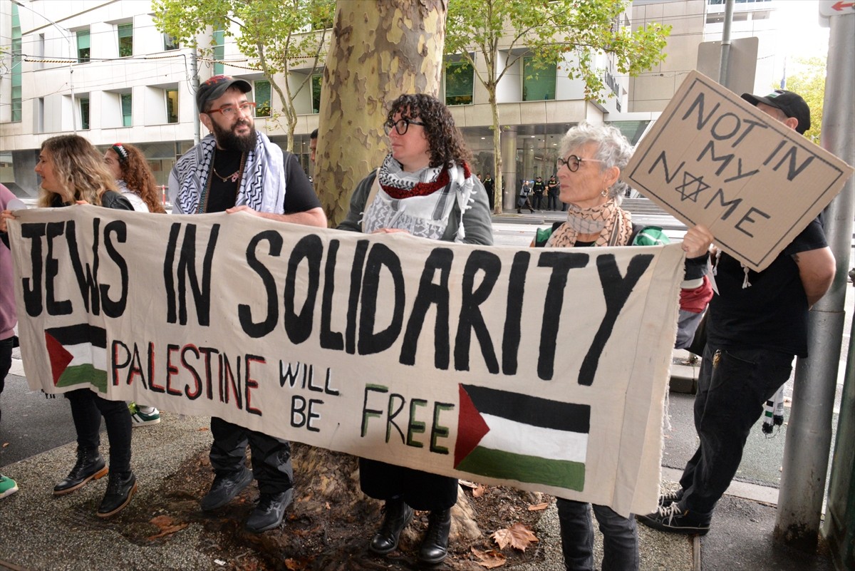 Filistin kökenli Avustralyalı iş insanı ve aktivist Hash Tayeh, İsrail'in Gazze'ye yönelik...