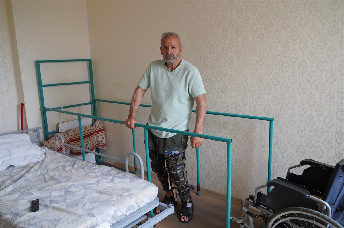 Gaziantep'te yaşayan 57 yaşındaki Halil Yılmaz, son 4 yılda inşaattan düşmesine, Kovid-19'a...