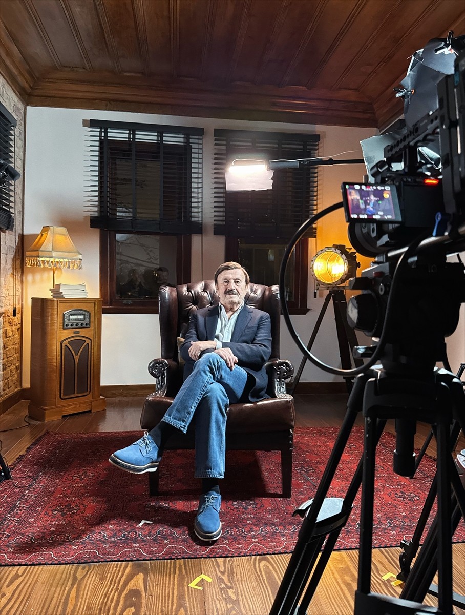 Gelecek yıl 60. sanat yılını kutlayacak olan Selami Şahin'in yaşamı, belgesel olacak.