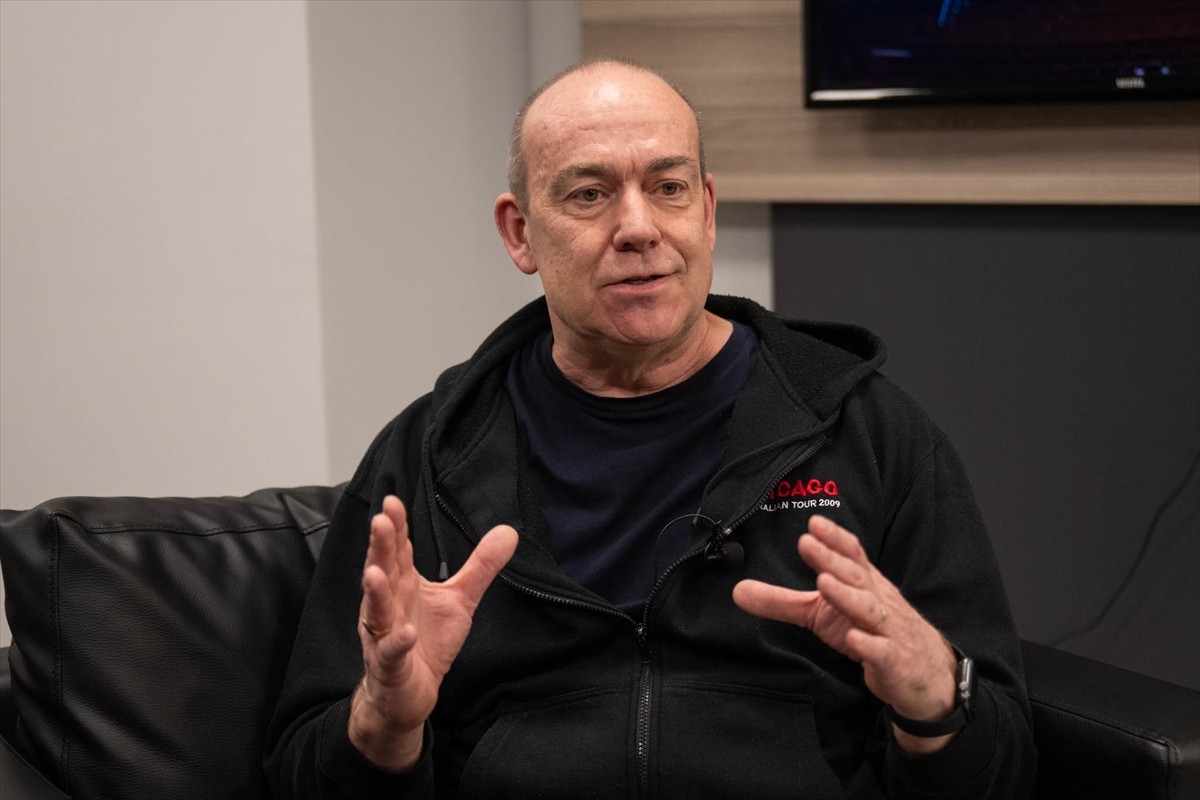 Grammy, Tony ve Oliver ödüllerine layık görülen, müziklerini John Kander'in, sözlerini Fred Ebb'in...