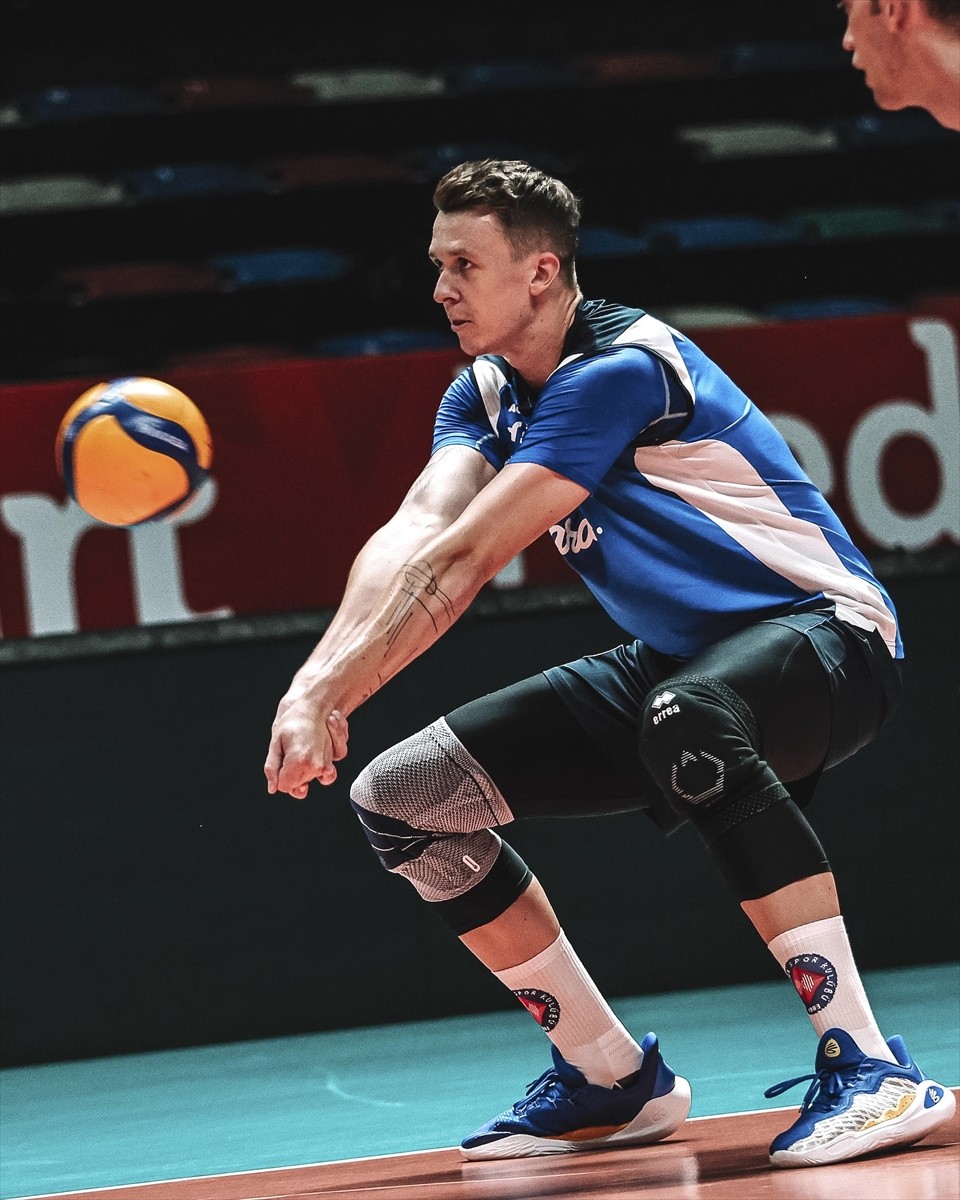 Halkbank Erkek Voleybol Takımı'nın Çekyalı pasör çaprazı Marek Sotola, CEV Şampiyonlar Ligi Dörtlü...