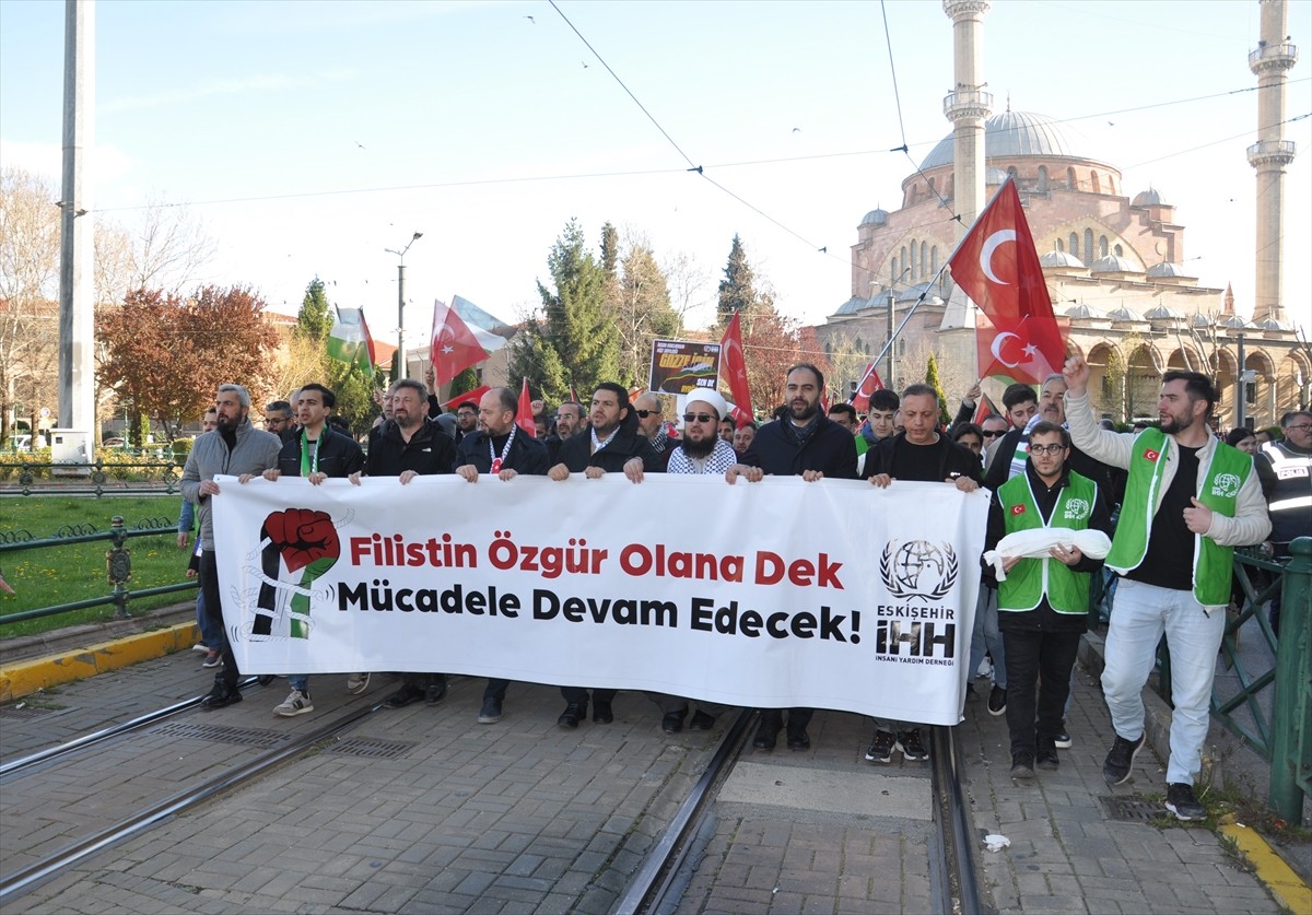 İnsan Hak ve Hürriyetleri (İHH) Eskişehir İnsani Yardım Derneği tarafından Gazze'ye destek için...