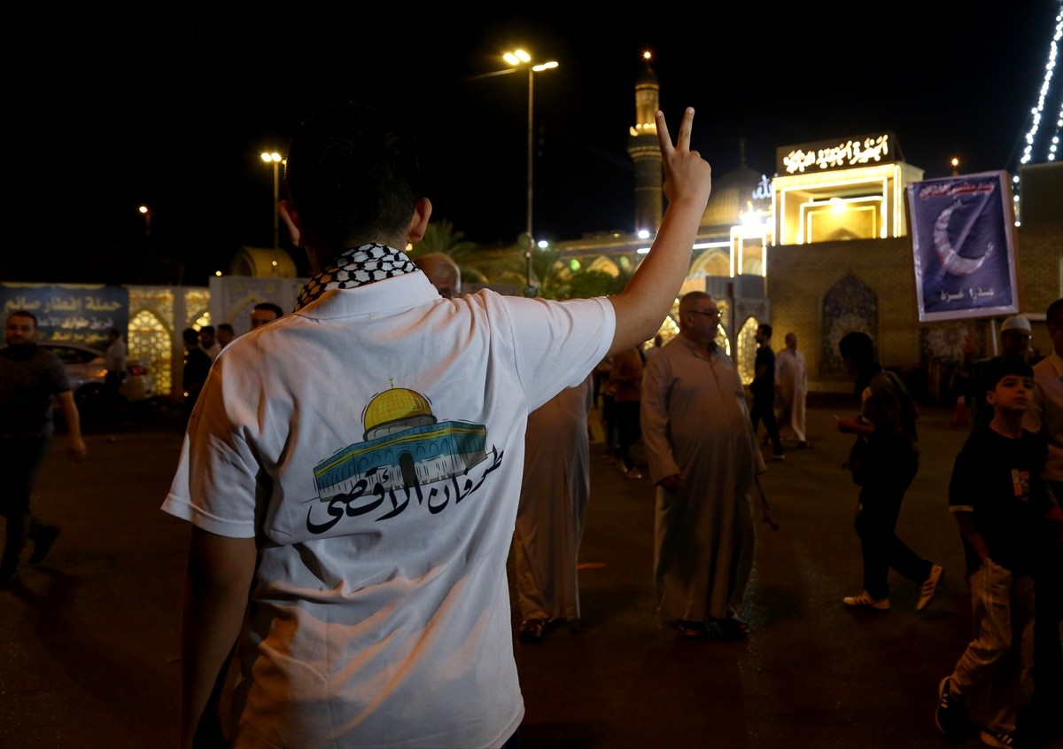 Irak’ın başkenti Bağdat’ta, Gazze'yle dayanışma için düzenlenen gösteride İsrail’in saldırıları...