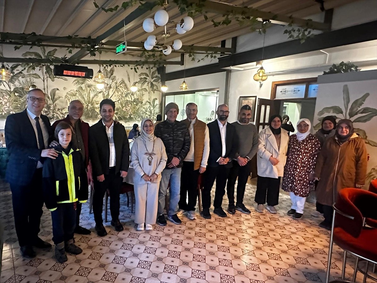 Kastamonu'da turizm tanıtım çalışmaları kapsamında Bahreynli ilk turist kafilesi kenti gezdi.