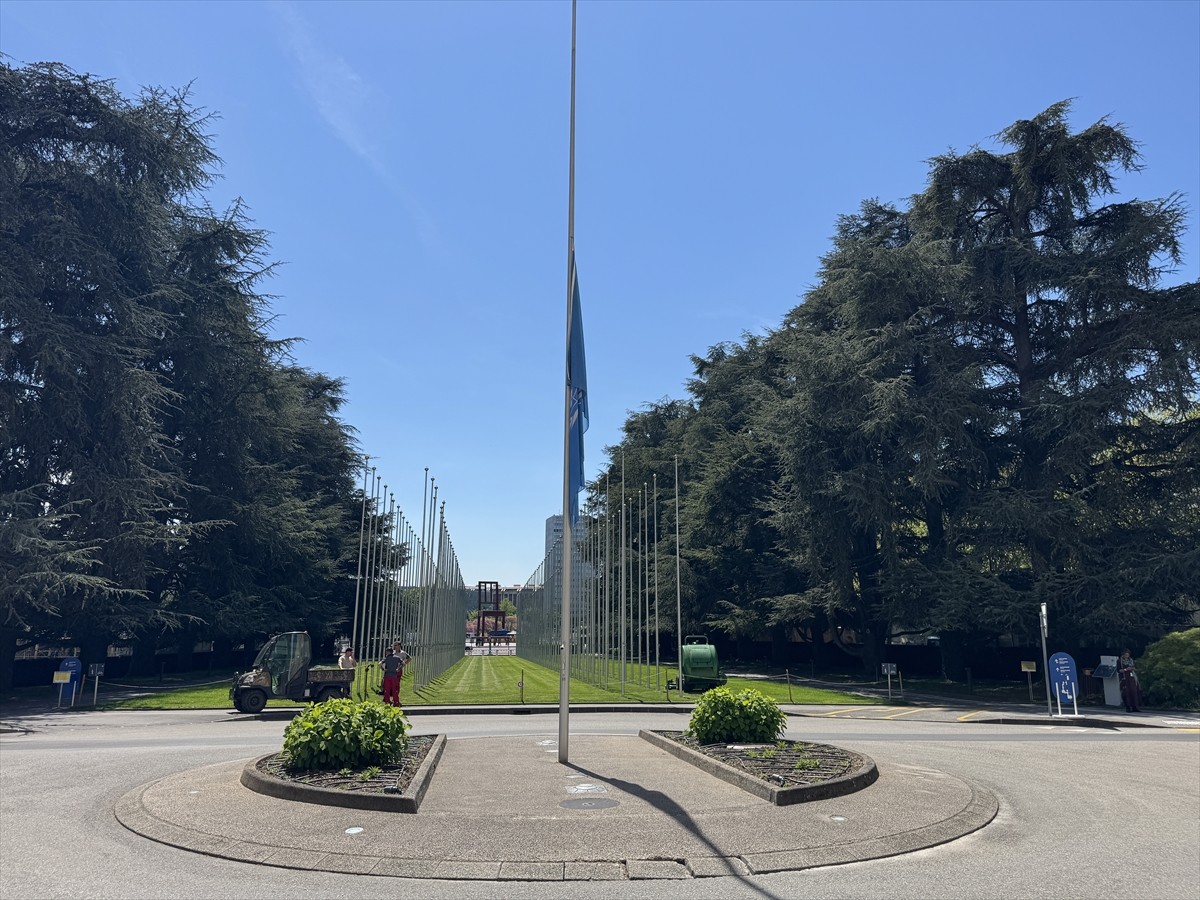 Katoliklerin ruhani lideri ve Vatikan Devlet Başkanı Papa Franciscus'un ölümü nedeniyle Birleşmiş...