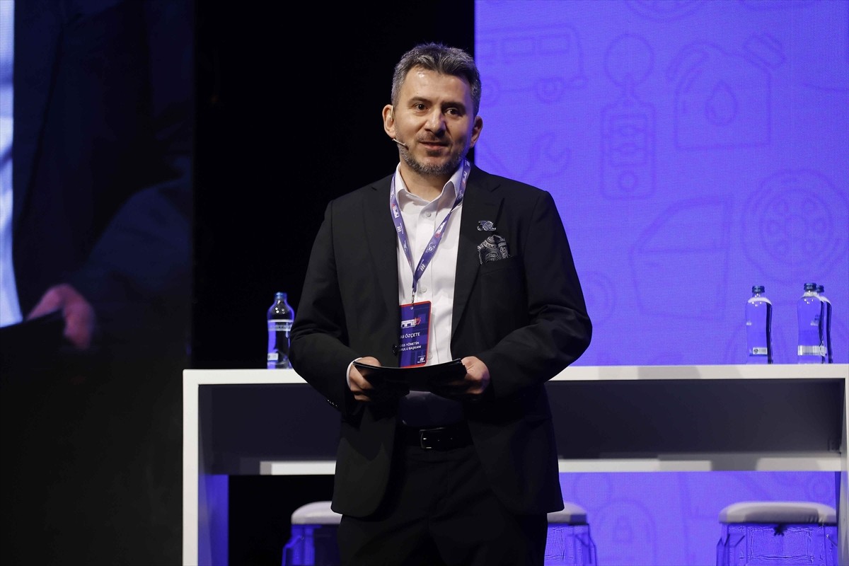 Otomotiv satış sonrası ürün ve hizmetler sektörünün temsilcileri bu yıl ikincisi düzenlenen...