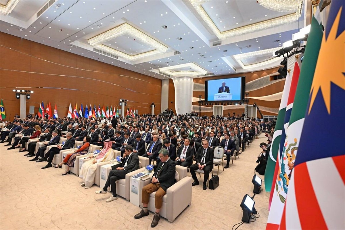 Özbekistan’da "Küresel İklim Tehditleri Karşısında Orta Asya: Ortak Refah İçin Dayanışma" başlıklı...