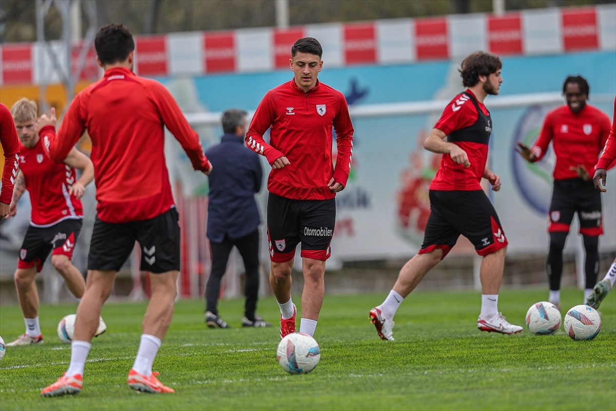 Reeder Samsunspor, Trendyol Süper Lig'in 30. haftasında 5 Nisan Cumartesi günü deplasmanda...