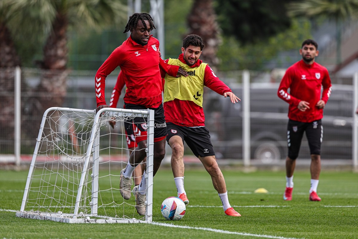 Reeder Samsunspor, Trendyol Süper Lig’in 34. haftasında 4 Mayıs pazar günü sahasında oynayacağı...