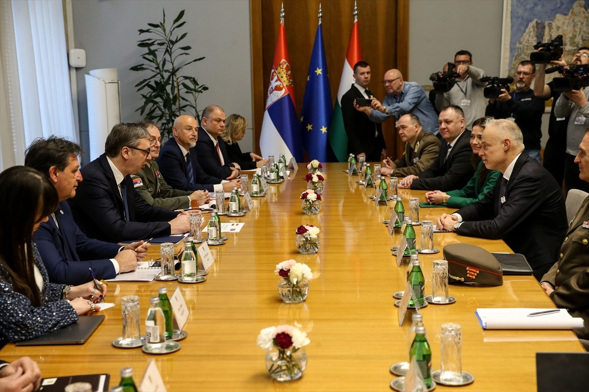 Sırbistan ve Macaristan, Stratejik Savunma Anlaşması imzaladı. Sırbistan Cumhurbaşkanı Aleksandar...