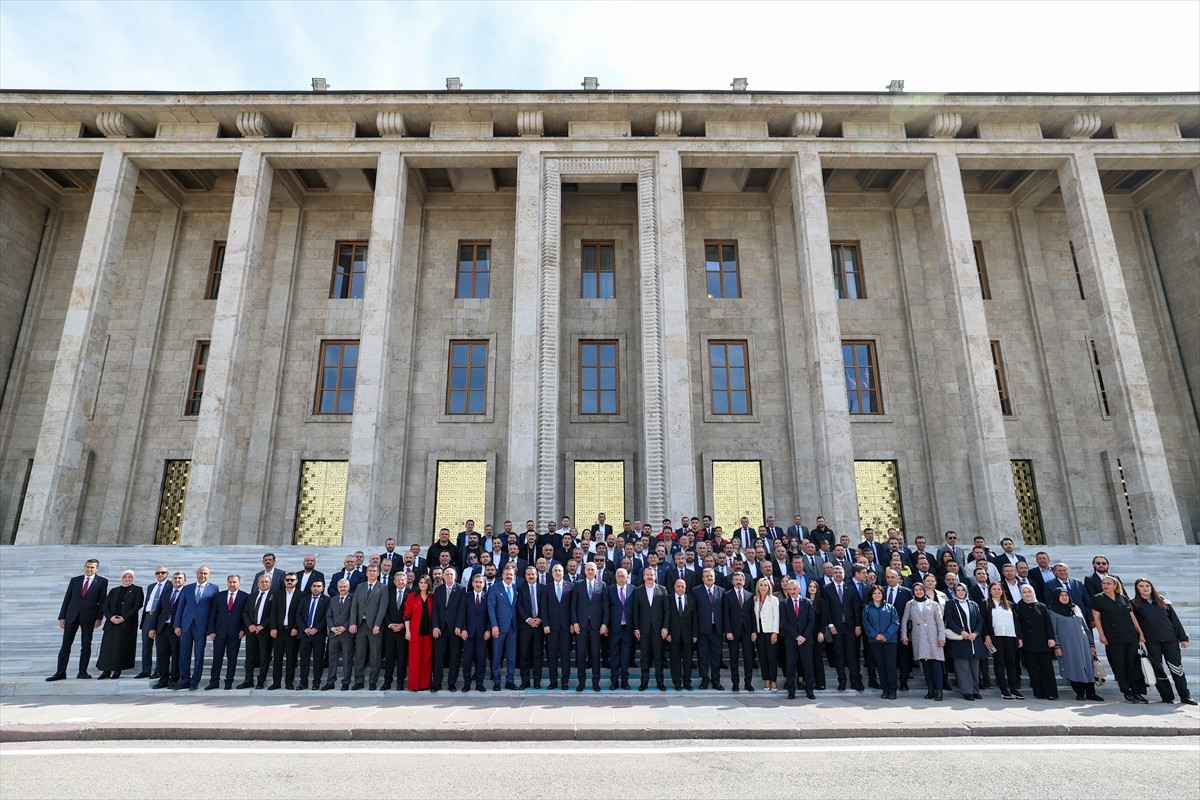 TBMM Başkanı Numan Kurtulmuş, 1 Mayıs Emek ve Dayanışma Günü dolayısıyla Meclis Tören Salonu'nda...