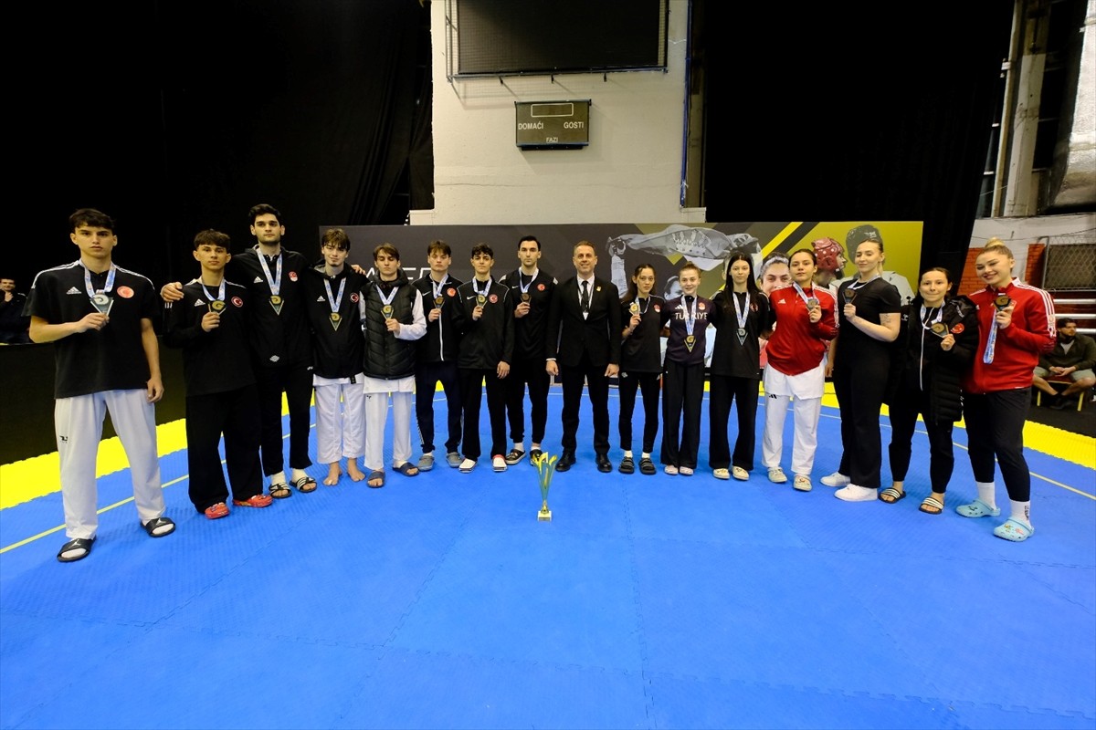 Tekvando Milli Takımı, Uluslararası Sırbistan Açık Turnuvası'nda 7'si altın toplam 13 madalya...