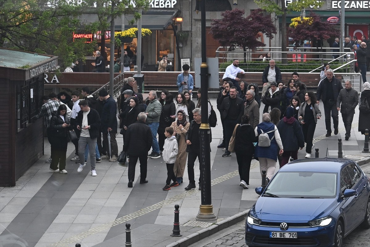 Trabzonspor'un Ziraat Türkiye Kupası yarı finalinde Göztepe ile 24 Nisan Perşembe günü yapacağı...