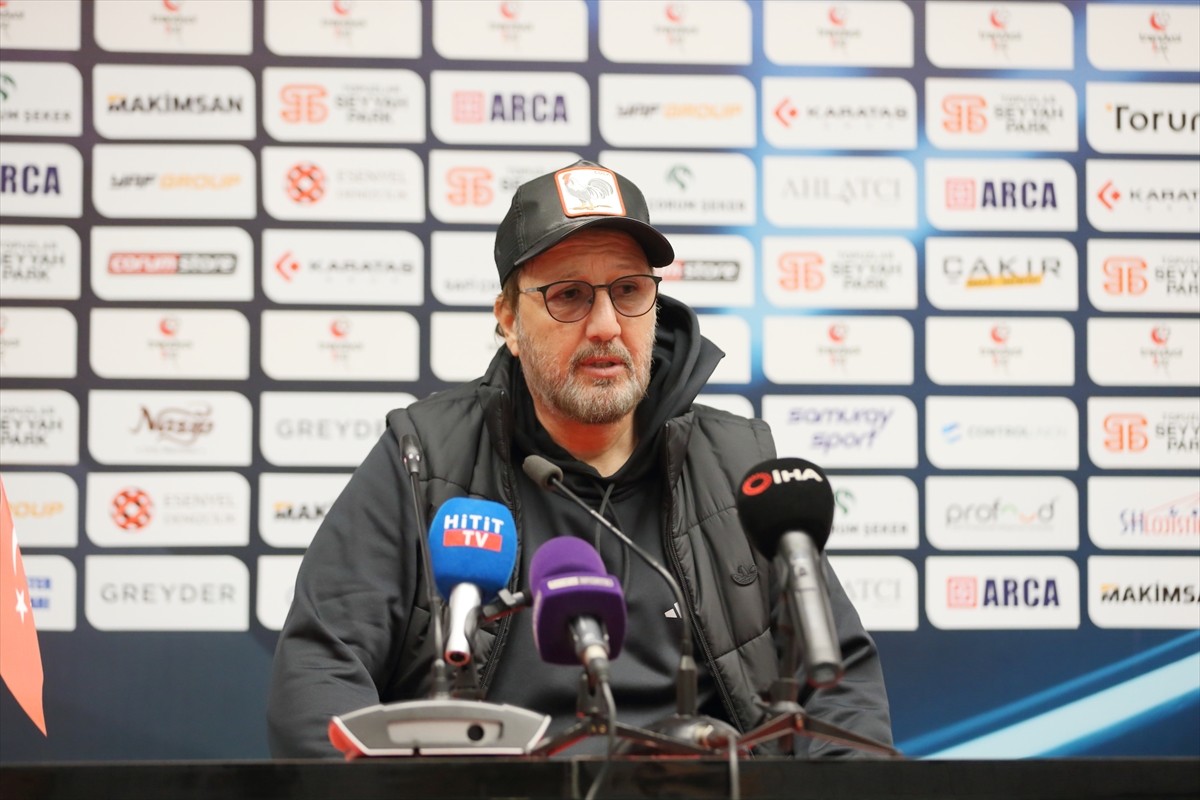 Trendyol 1. Lig'in 34. haftasında Ahlatcı Çorum FK ile Manisa FK, Çorum Şehir Stadı’nda...