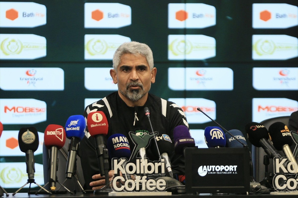 Trendyol 1. Lig'in 34. haftasında Kocaelispor ile Fitmens Gömlek Yeni Malatyaspor, Yıldız Entegre...