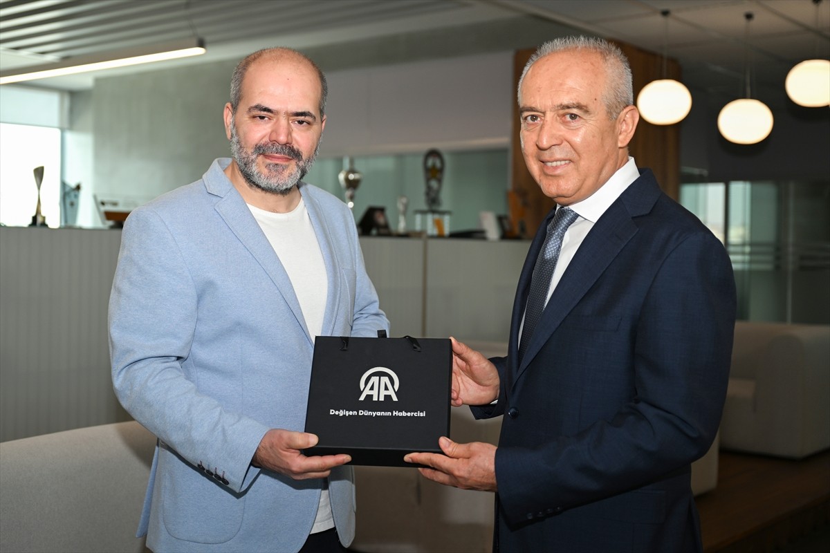 Türkiye Bisiklet Federasyonu Başkanı Emin Müftüoğlu, Anadolu Ajansı (AA) Spor Servisi'ne ziyarette...