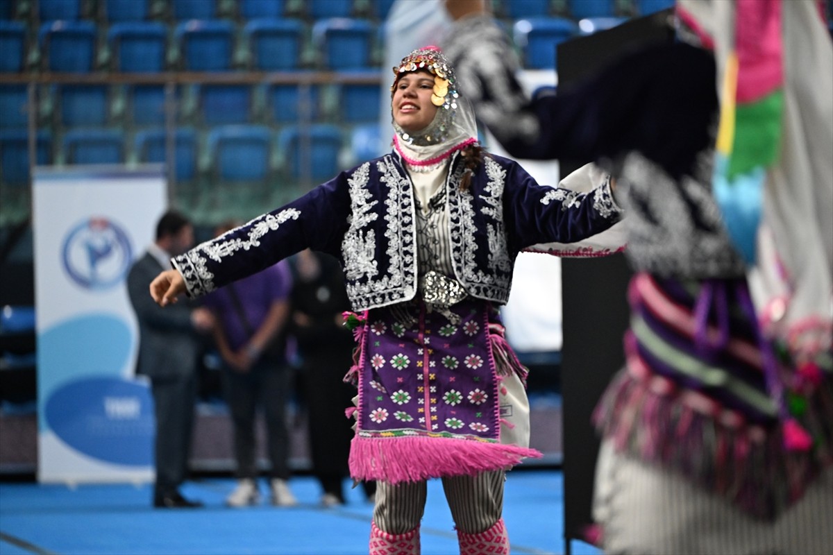 Türkiye Halk Oyunları Federasyonu Başkanı Hüseyin Güler, AA muhabirine açıklamalarda...