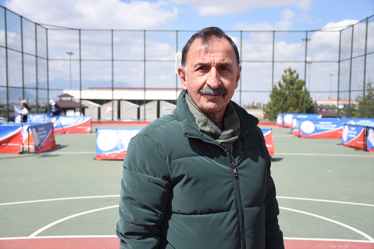 Türkiye Oryantiring Federasyonu Başkanı Atilla Güler, "Aile Yılı" etkinlikleri kapsamında 13...