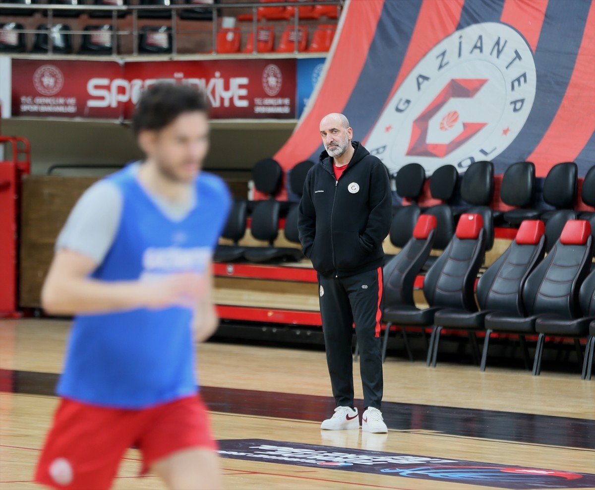 Türkiye Sigorta Türkiye Basketbol Ligi'nde son 14 maçının 12'sini kazanan Gaziantep Basketbol...