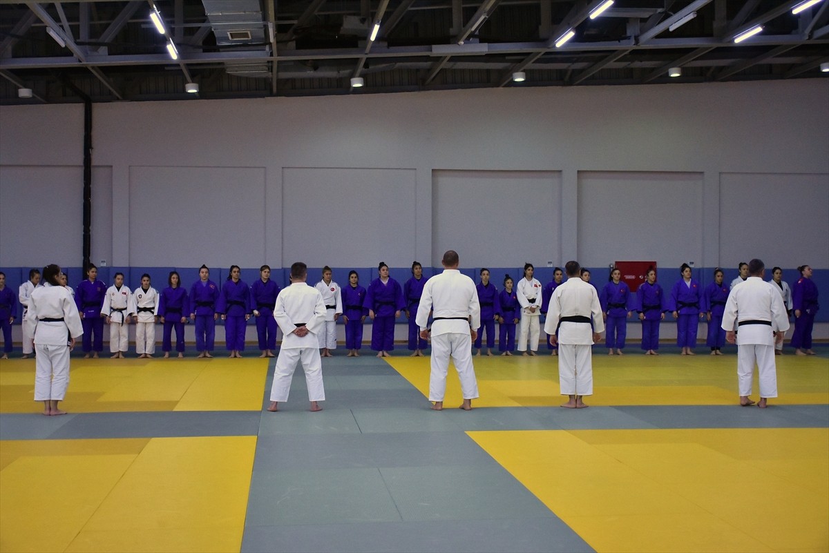 Ümit ve Genç Kadın Milli Judo Takımları, Avrupa Kupası için Trabzon Türkiye Olimpiyat Hazırlık...