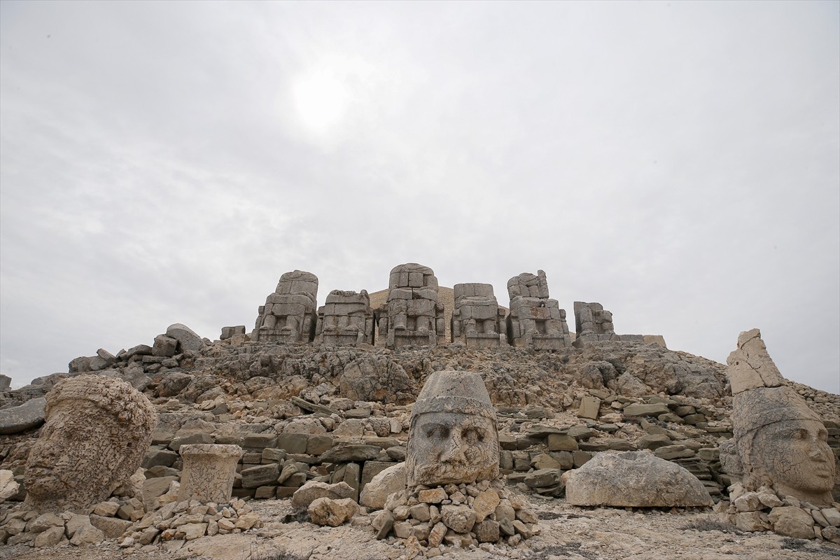 UNESCO Dünya Mirası Listesi'nde yer alan ve "Dünyada güneşin doğuşunun ve batışının en güzel...