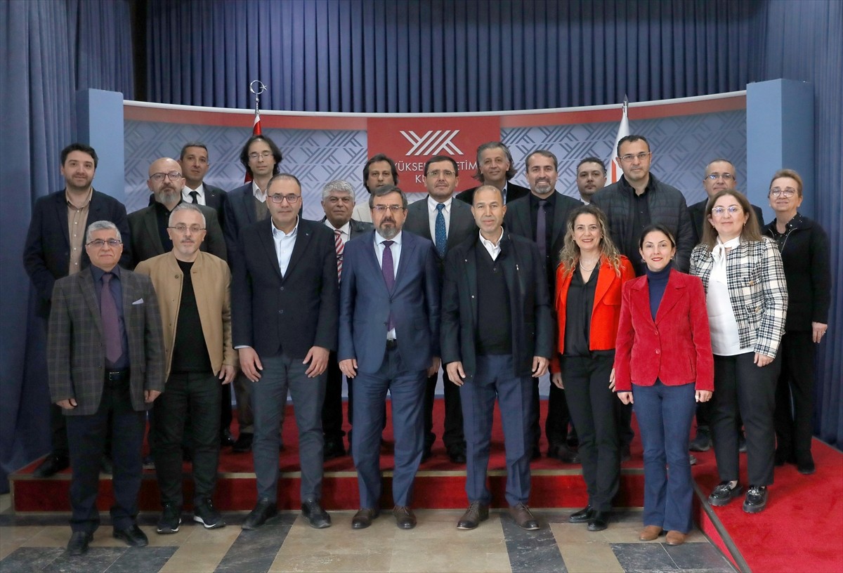 Yükseköğretim Kurulu (YÖK), Türkiye'nin yeşil dönüşümüne katkı sağlamak amacıyla "Yeşil Dönüşüm...