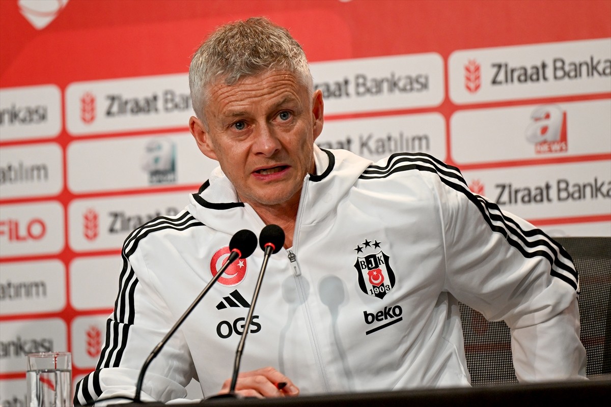 Ziraat Türkiye Kupası çeyrek finalinde Beşiktaş ile Göztepe takımları, Tüpraş Stadı'nda...