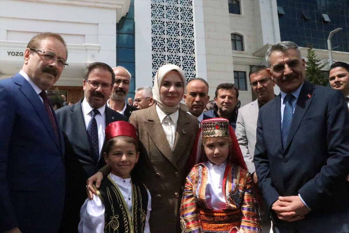Aile ve Sosyal Hizmetler Bakanı Mahinur Özdemir Göktaş, çeşitli temaslarda bulunmak üzere geldiği...