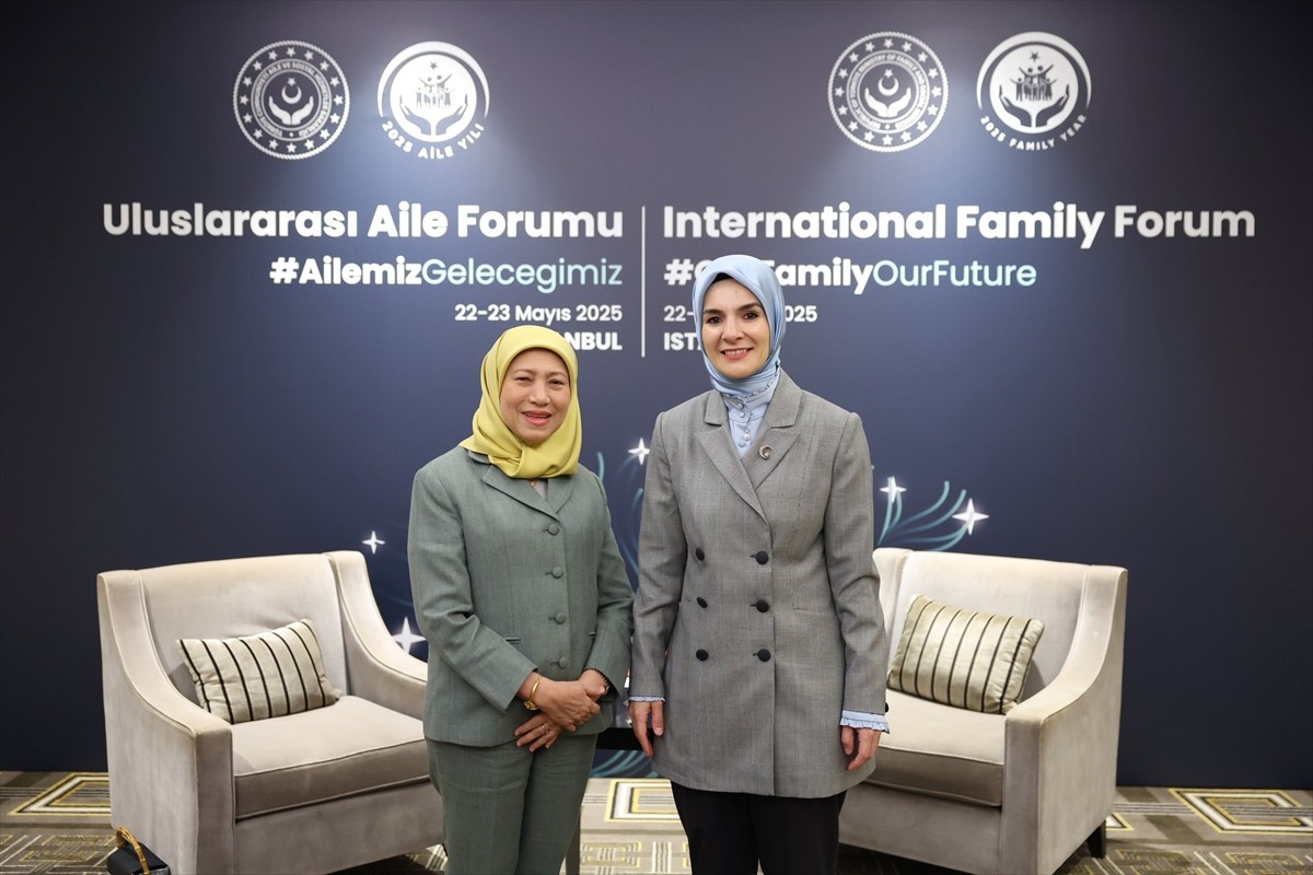Aile ve Sosyal Hizmetler Bakanı Mahinur Özdemir Göktaş, Uluslararası Aile Forumu kapsamında...