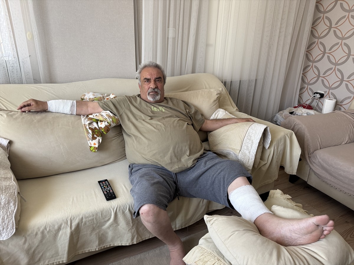 Aksaray Belediyesi sınırlarında 4 sahipsiz köpeğin saldırısına uğrayan Cafer Bilinçli (64)...